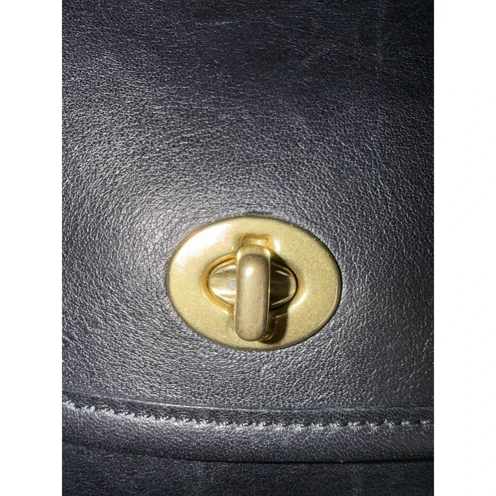 Vintage Coach Black Leather Gold City Crossbody Bag Purse Turnlock Handbag EUC